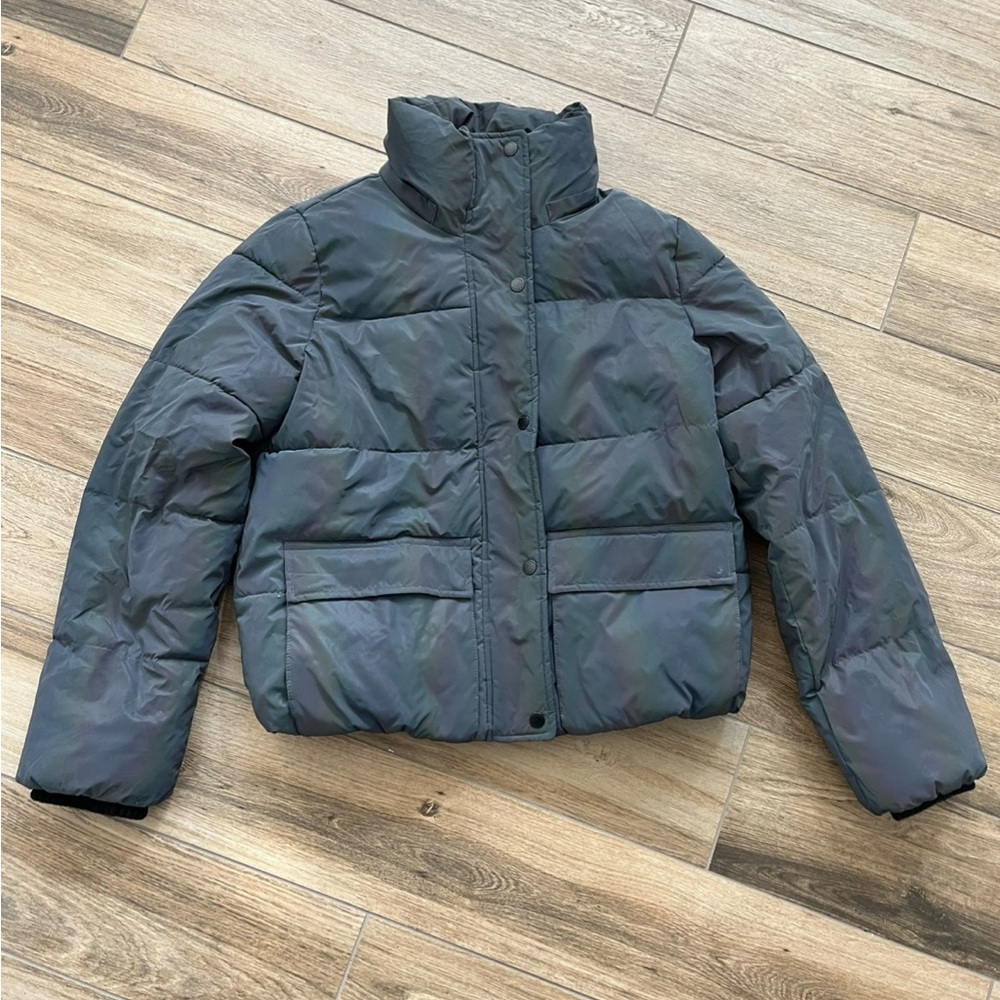 DKNY charcoal gray iridescent puffer jacket- Size: Small